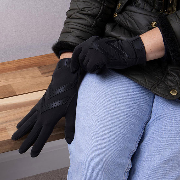 Isotoner® Ladies Original Stretch Glove with Smartouch  Black